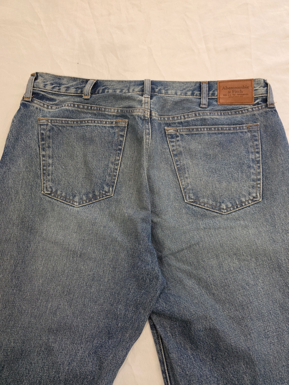 Abercrombie & Fitch Blue Straight Fit Blue Stone Wash Jeans Men W36 L32 - Picture 7 of 10